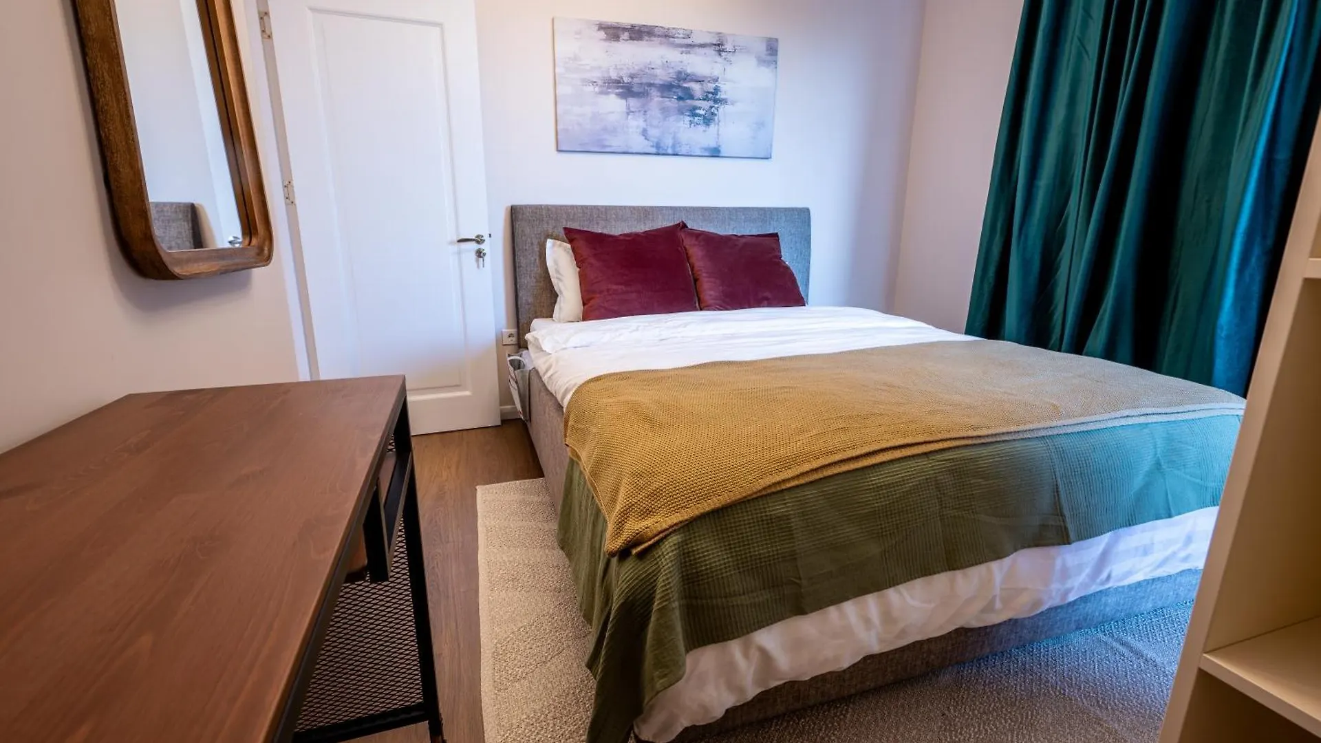 Stylish Apartment Otopeni 0*,